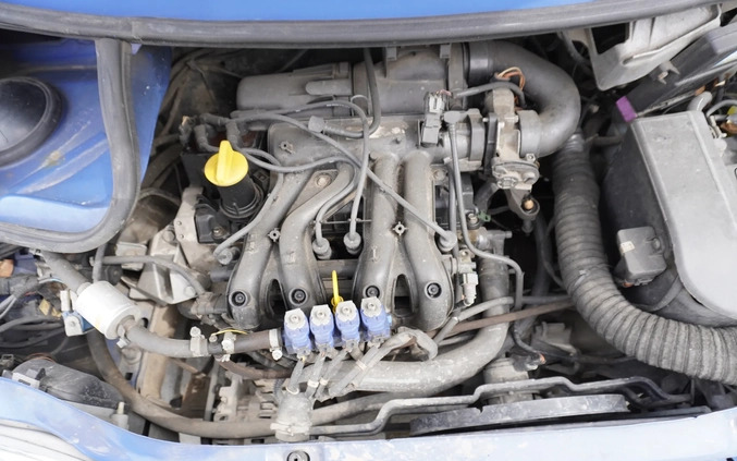 Renault Twingo cena 3500 przebieg: 226000, rok produkcji 2007 z Katowice małe 529